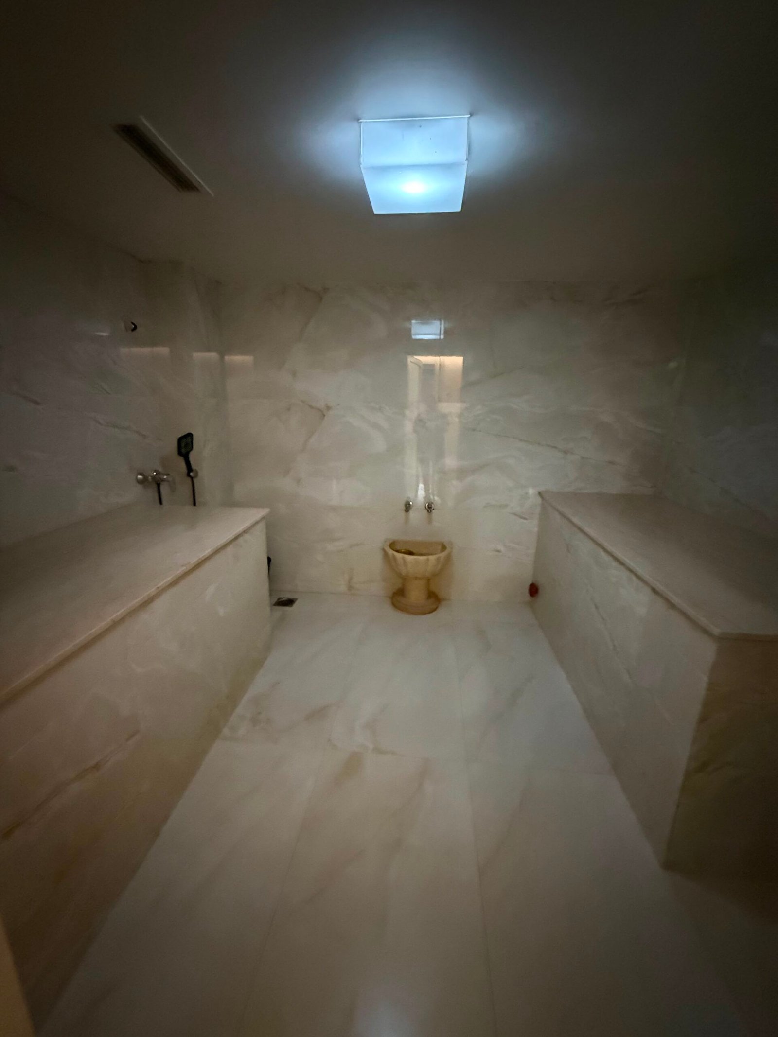 Gallery 03