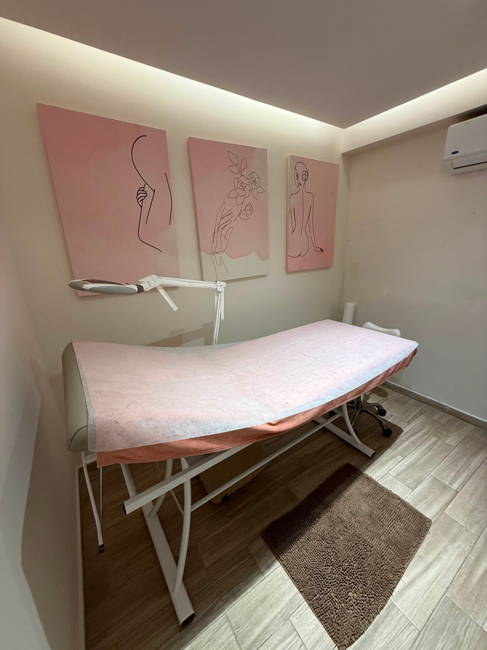 Gallery 07