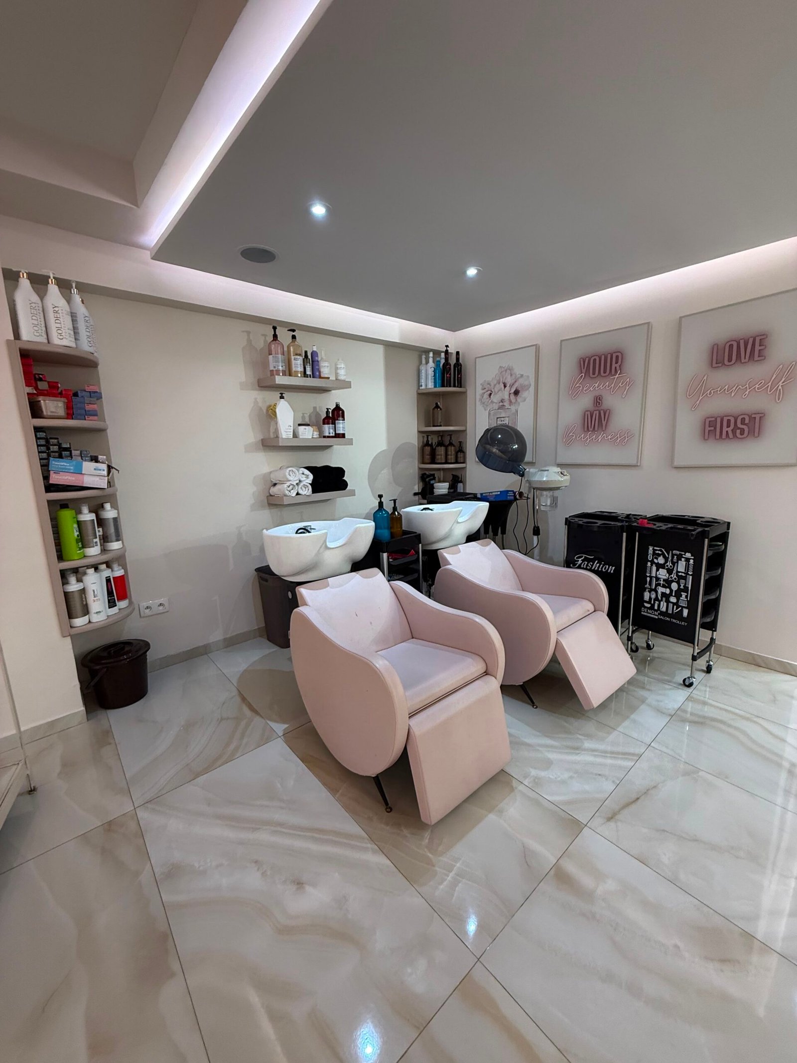 Gallery 09